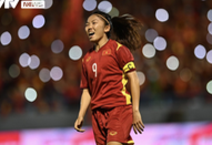 Ảnh: Quốc ca ngân vang trong niềm tự hào dân tộc, bóng đá nữ Việt Nam lần 2 đạt "hat-trick" HCV SEA Games