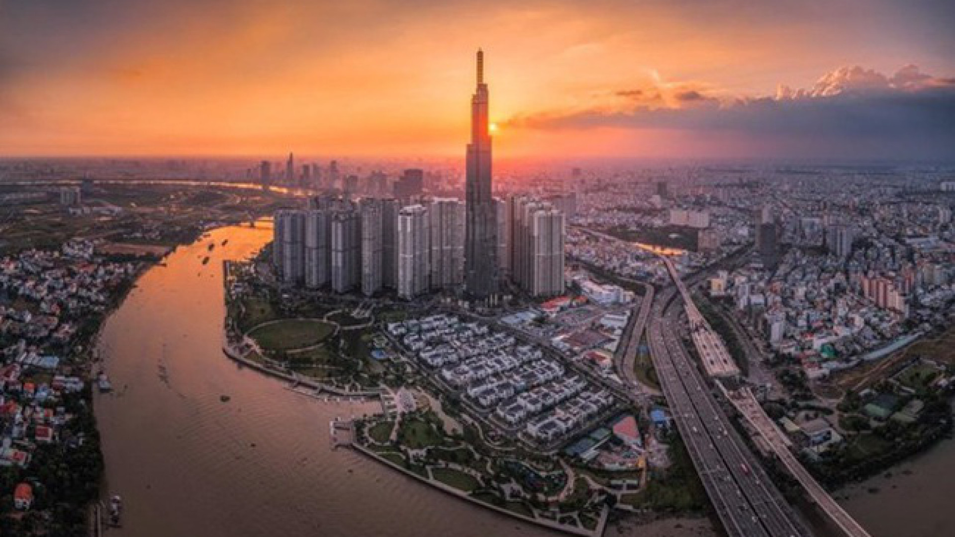 Kinh tế Việt Nam là điểm sáng trong "bức tranh xám màu"