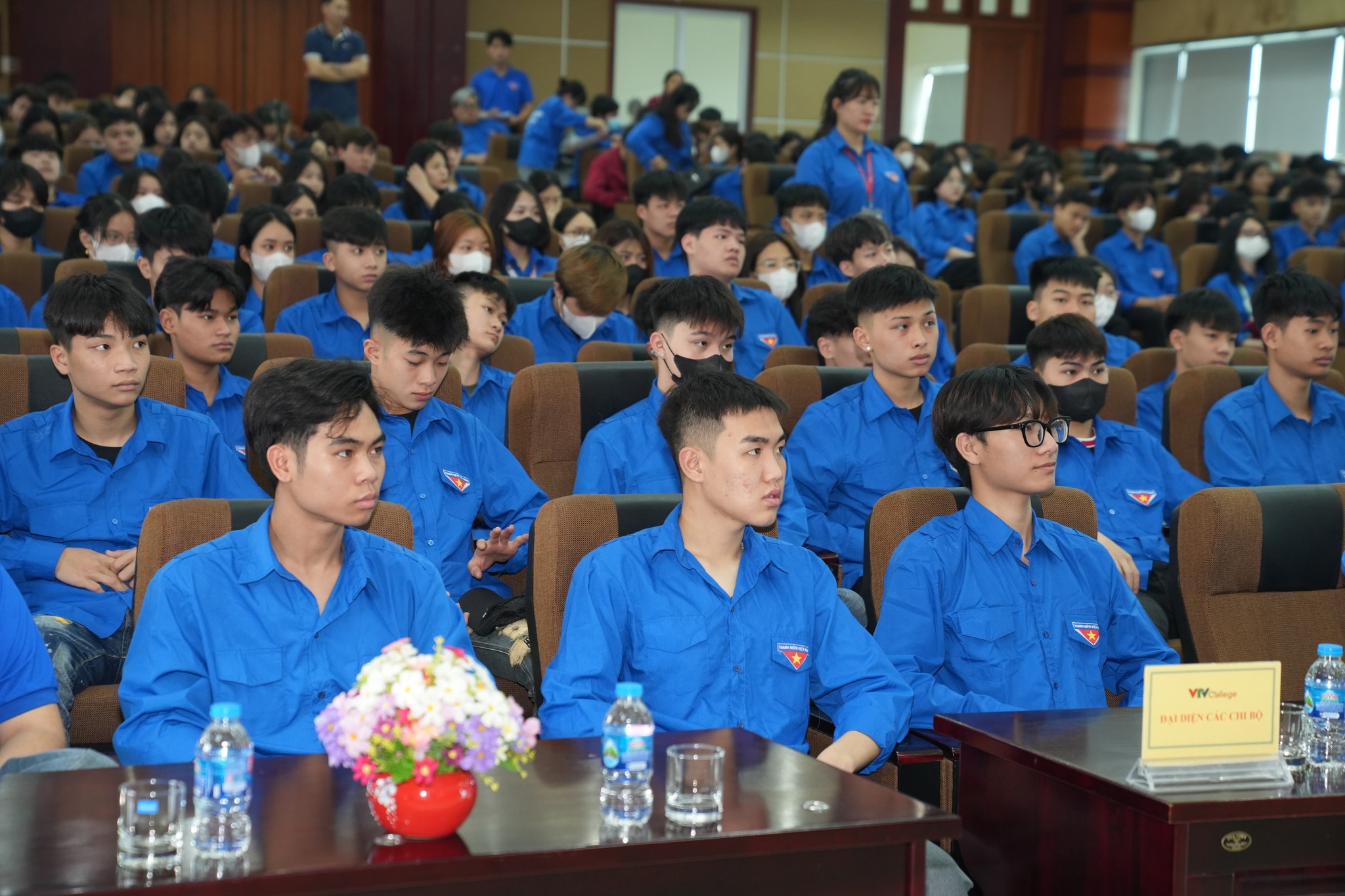 Đoàn viên thanh niên