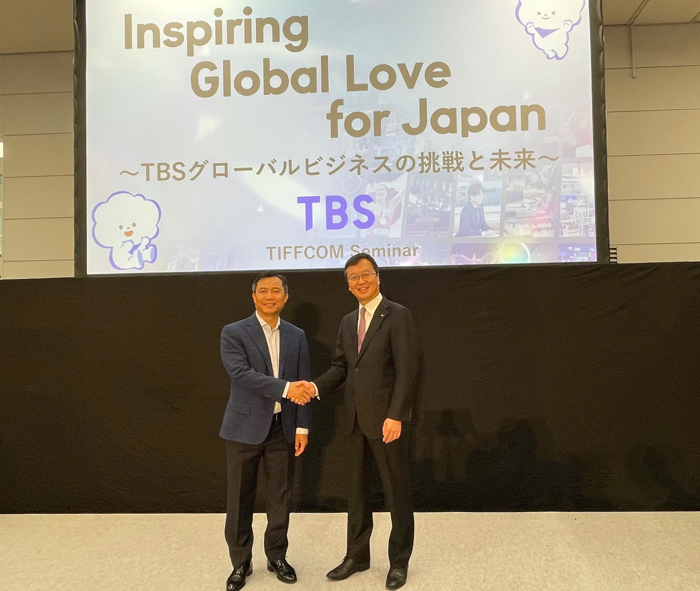 z7170640630740_4cfe4353e238c40d75504c49f04a162f