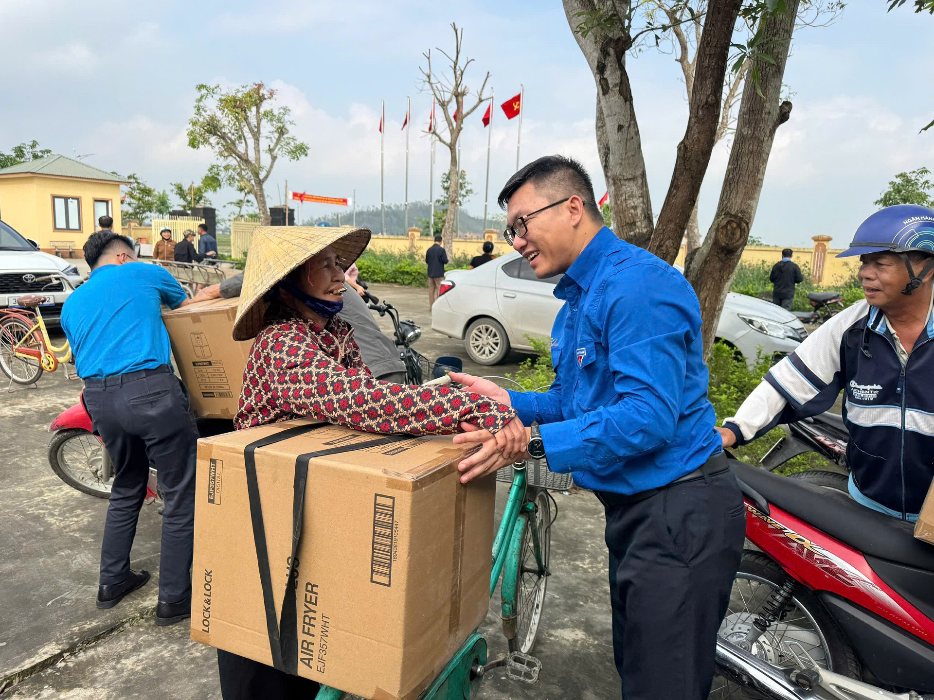 z7231683177900_f017fa0d024fd253cacd7be8644b04c8