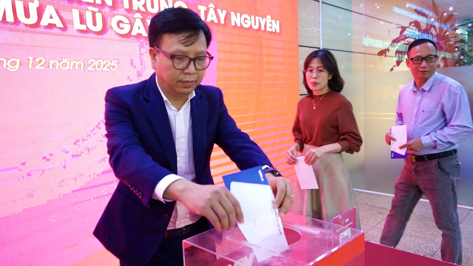 z7288215748366_dc33d6af5d6cefda854cfea53525a5dd