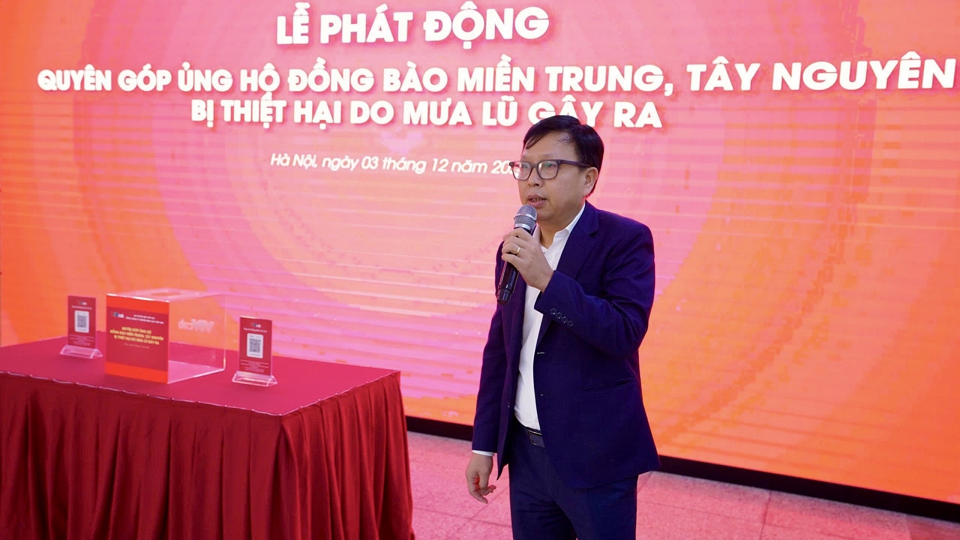 z7288216203669_552b3745c9b144042ca01d2ea0663d28