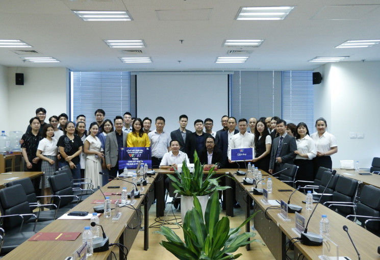 Đoàn Thanh niên VTV và Educhain ký kết phổ cập AI toàn dân: Trao tặng 1.500 bộ công cụ AI trị giá 6 tỷ đồng