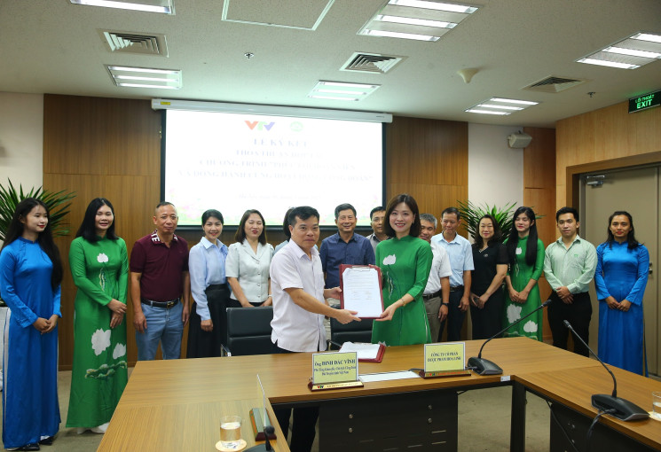 Đài Truyền hình Việt Nam và Công ty Dược phẩm Hoa Linh ký kết thỏa thuận hợp tác vì phúc lợi đoàn viên