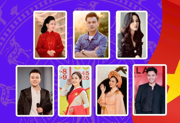 Dàn MC Ban Văn nghệ khuấy động gian trưng bày VTV tại Triển lãm Thành tựu đất nước