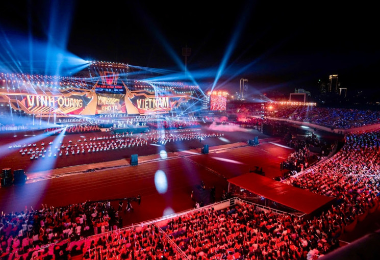 "Dưới lá cờ vẻ vang của Đảng": Chương trình nghệ thuật đặc biệt chào mừng thành công Đại hội XIV của Đảng