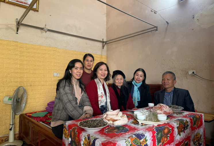 Công đoàn Đài THVN thăm và tặng quà Mẹ VNAH và trẻ mồ côi dịp Tết Nguyên đán Bính Ngọ 2026