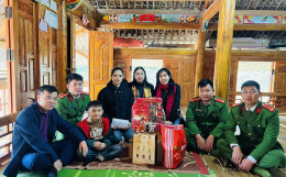 Công đoàn Đài THVN thăm và tặng quà trẻ mồ côi dịp Tết Nguyên đán Bính Ngọ 2026