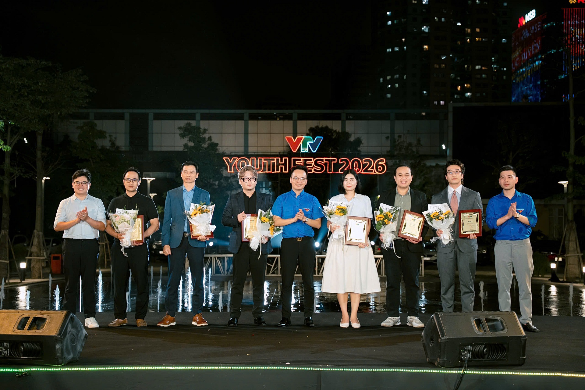 z7663738271935_8a8ac33889b81f1d25d3964e7b381314