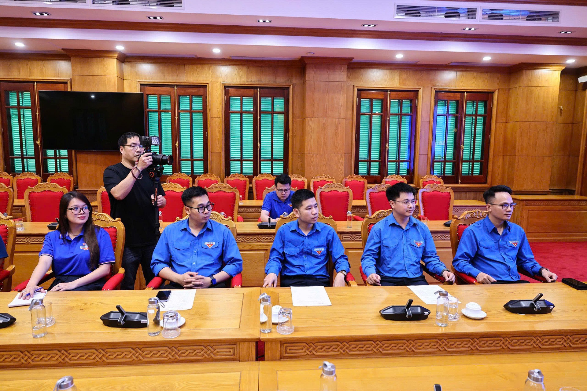 z7685855028517_fd796f1c206459feb80c349f2dbb7c60