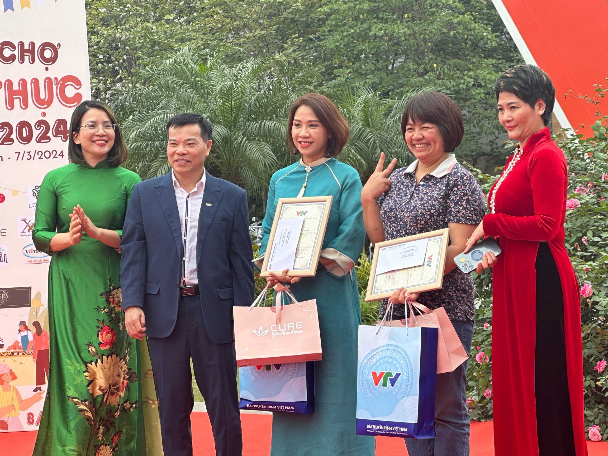 z5237601232774_87fb090ec073e14a8166ded7d7fe1e2e