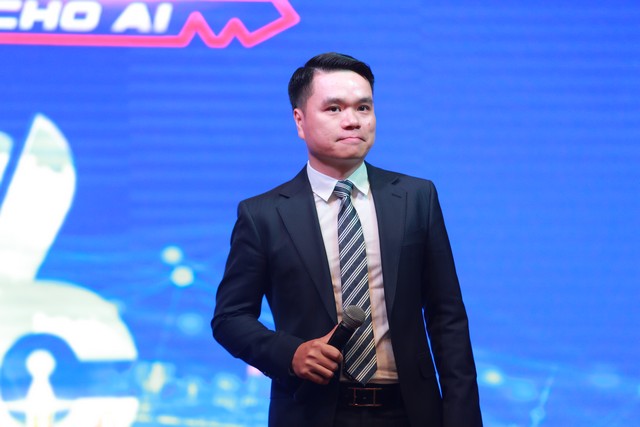 Ông Cao Thế Anh - Tổng đạo diễn chương trình Cơ hội cho ai