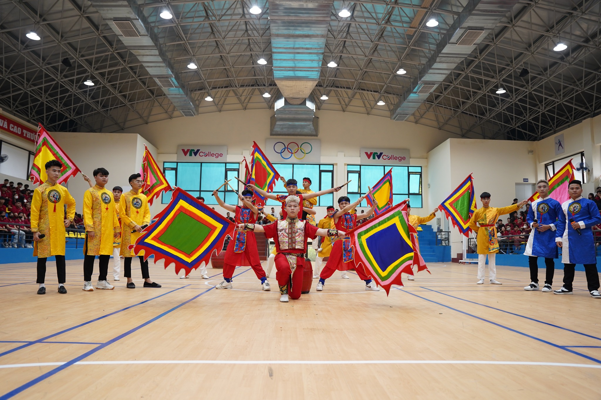 khai-giang-cdth