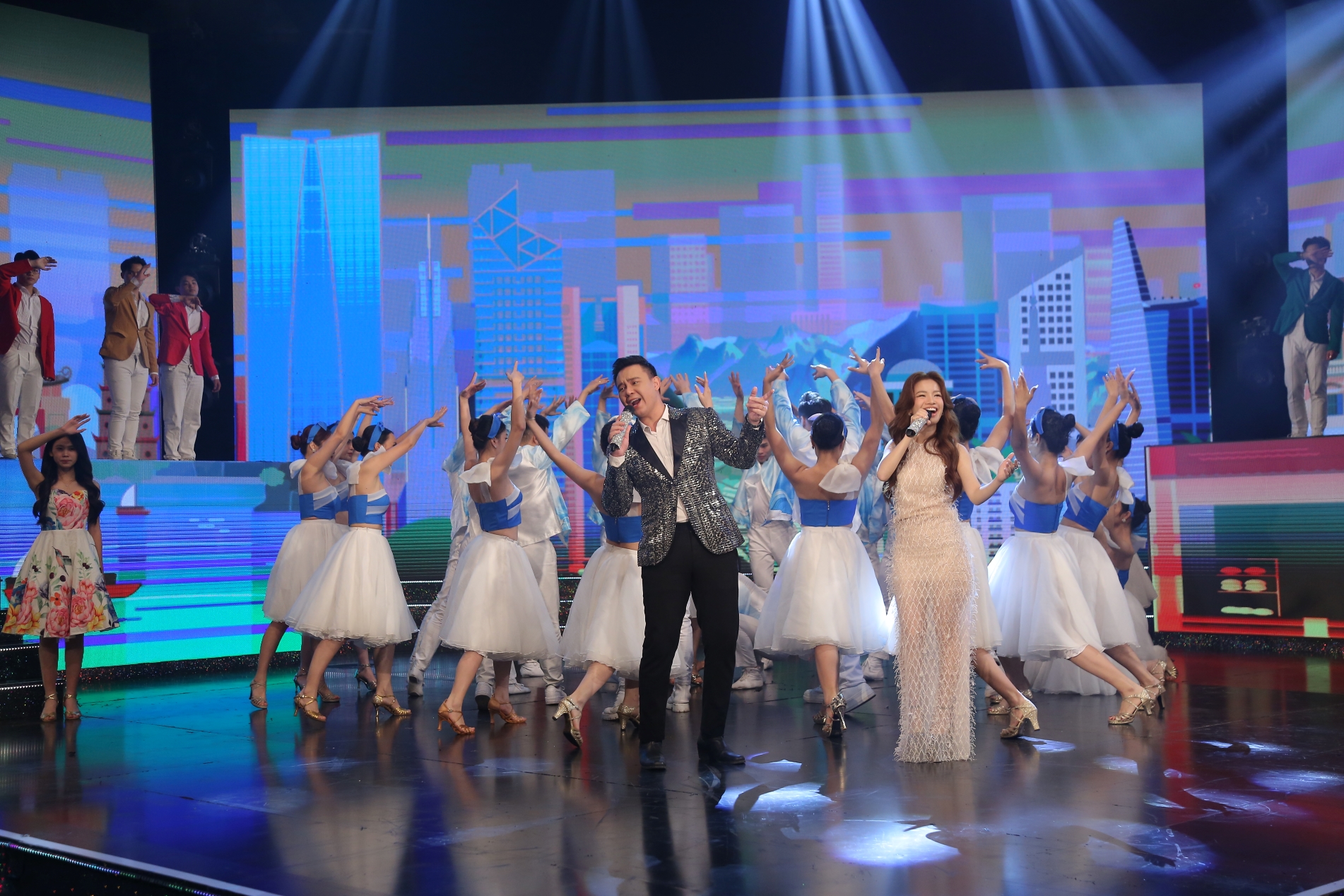 countdown2025-dong-hung