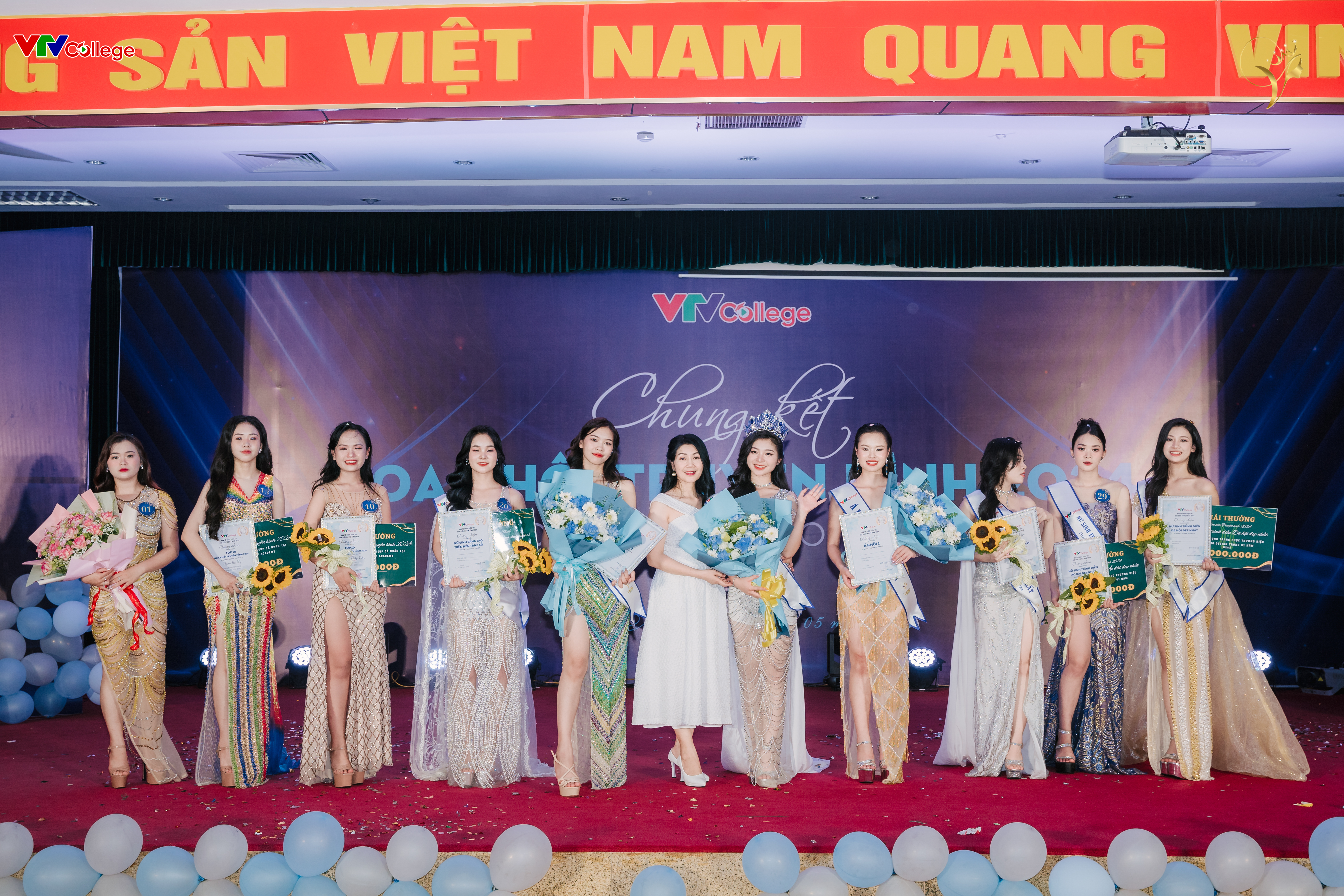 VCharm2024-19-trao-giai-1