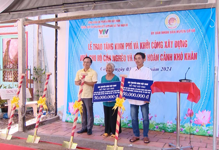 Đài THVN hỗ trợ 100 triệu đồng xây nhà cho gia đình khó khăn ở TP Cần Thơ