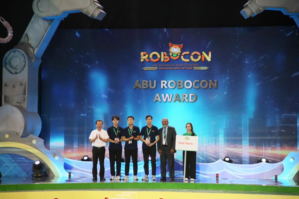 robocon-2024-bqn-4