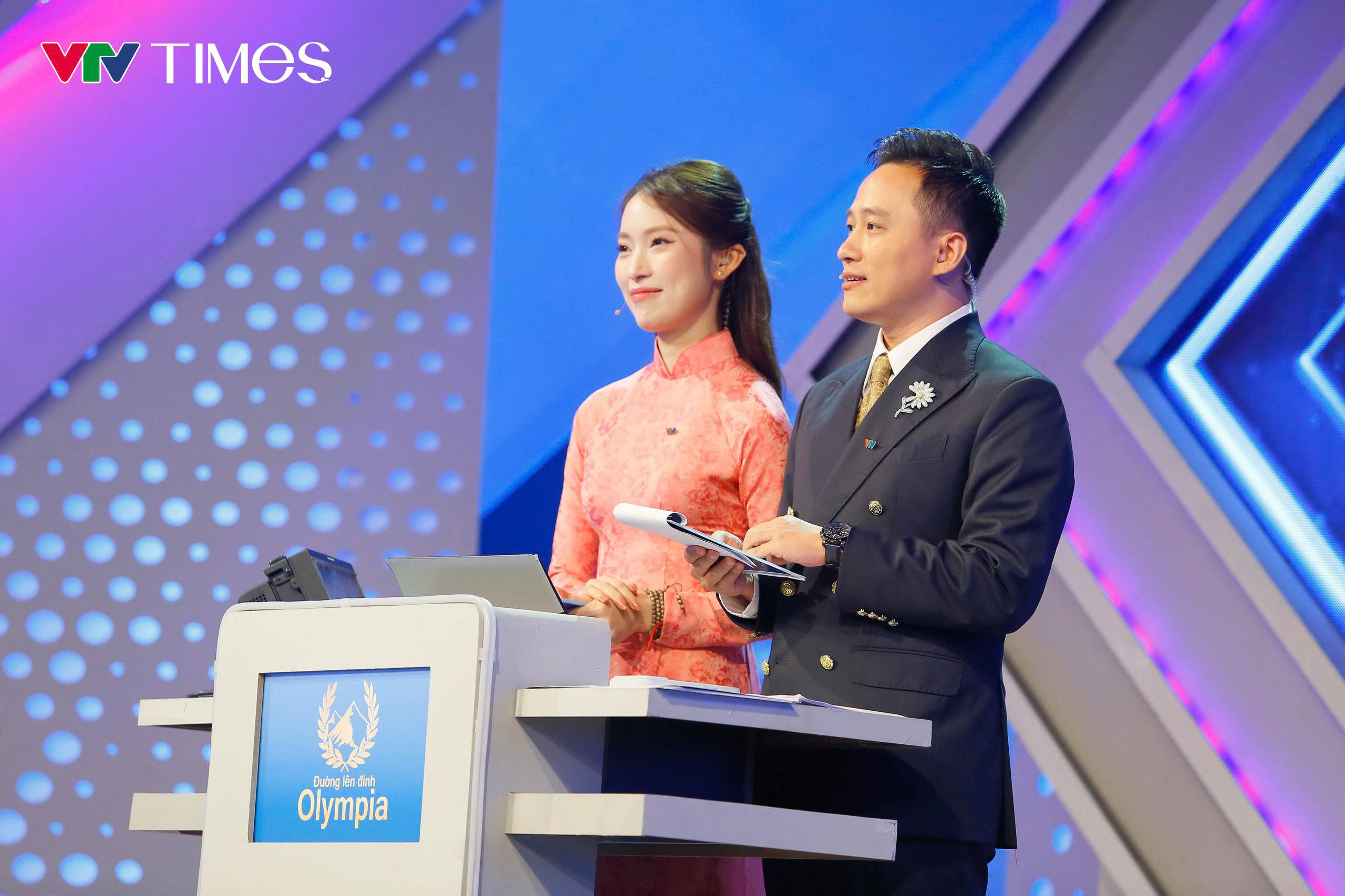 2710-chung-ket-olympia-2025-10