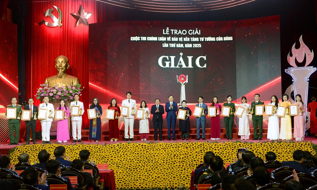 2310_giai-c-cuco-thi-chinh-luan-1