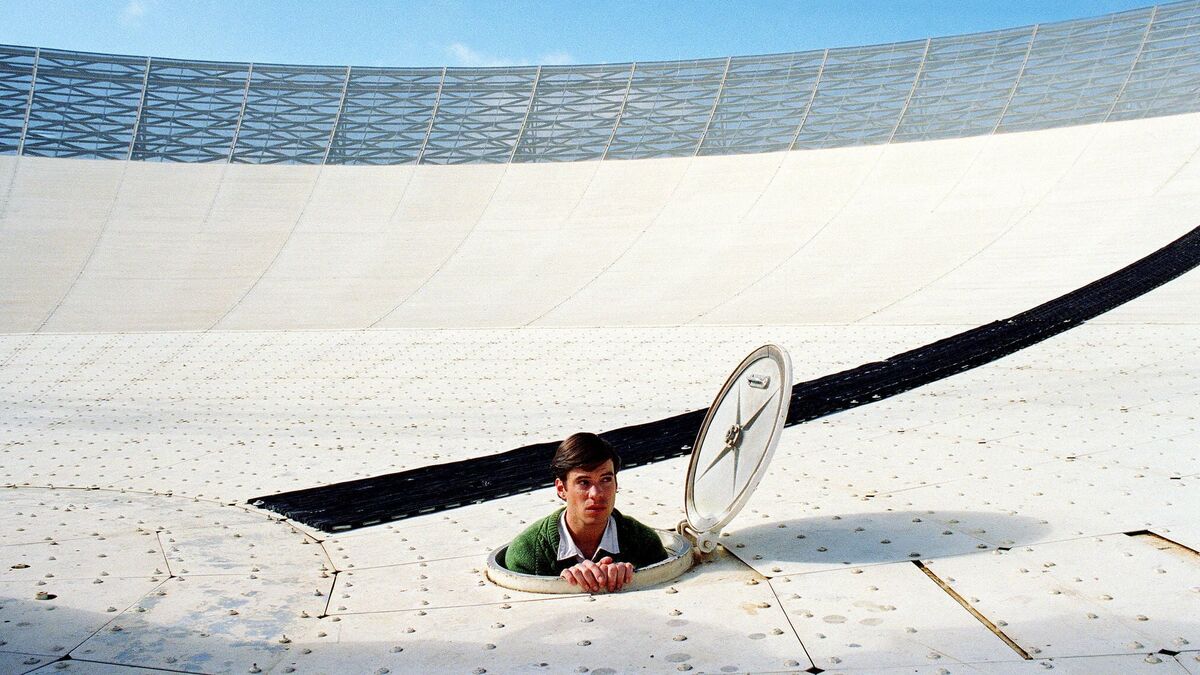 1212_phim-the-dish-2