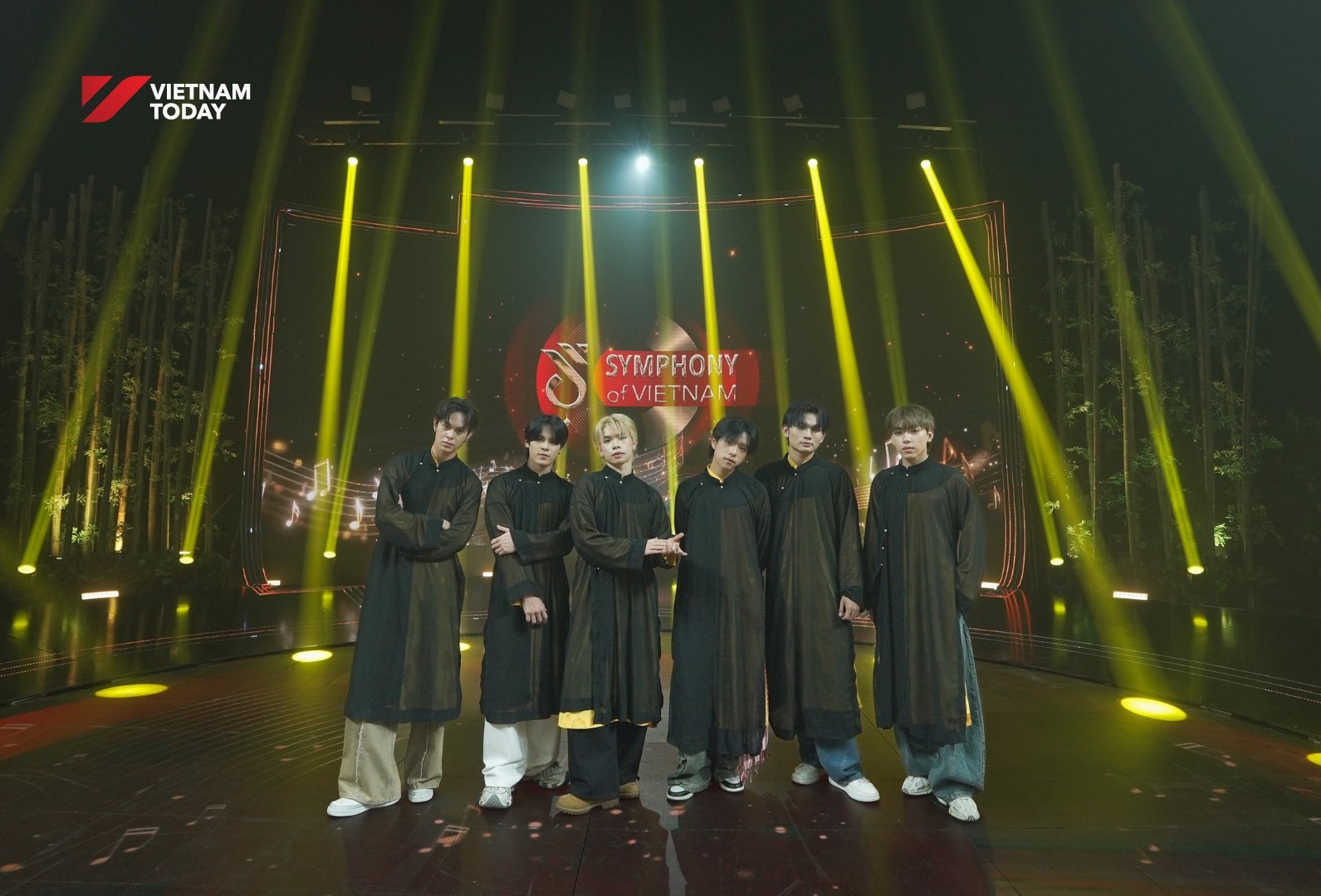 3112-Symphony-of-Vietnam-6-1