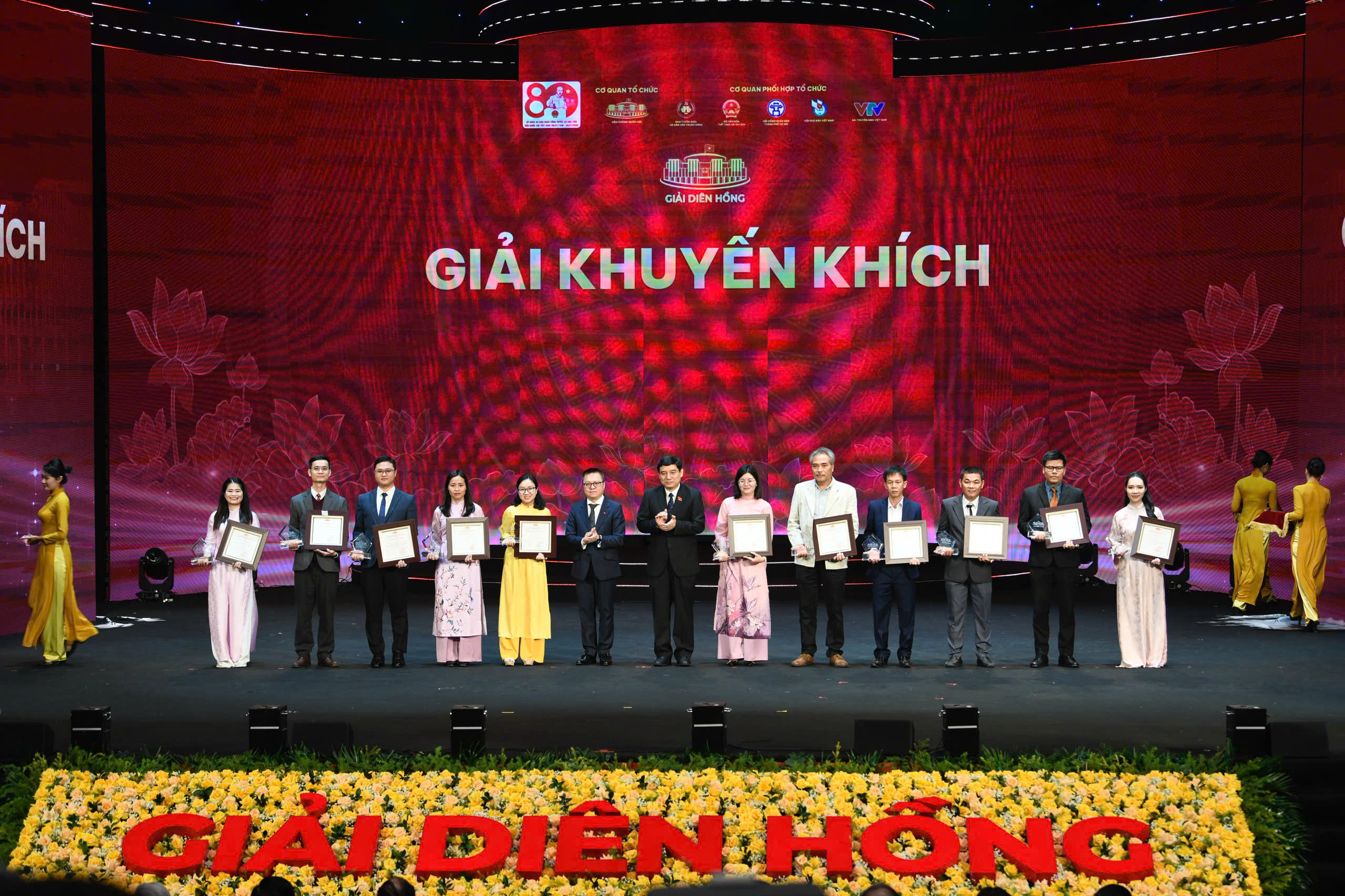 1912-giai-dien-hong-btc-5