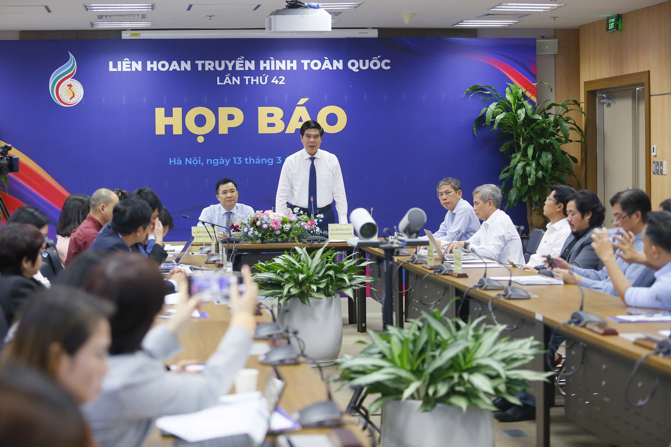 hop-bao-lhth42-2