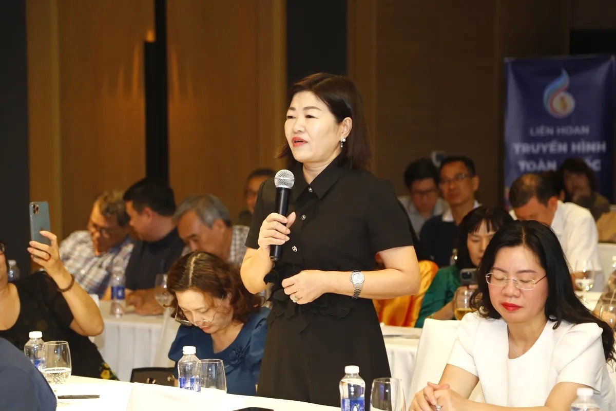 họp-bgk-lhth42-4