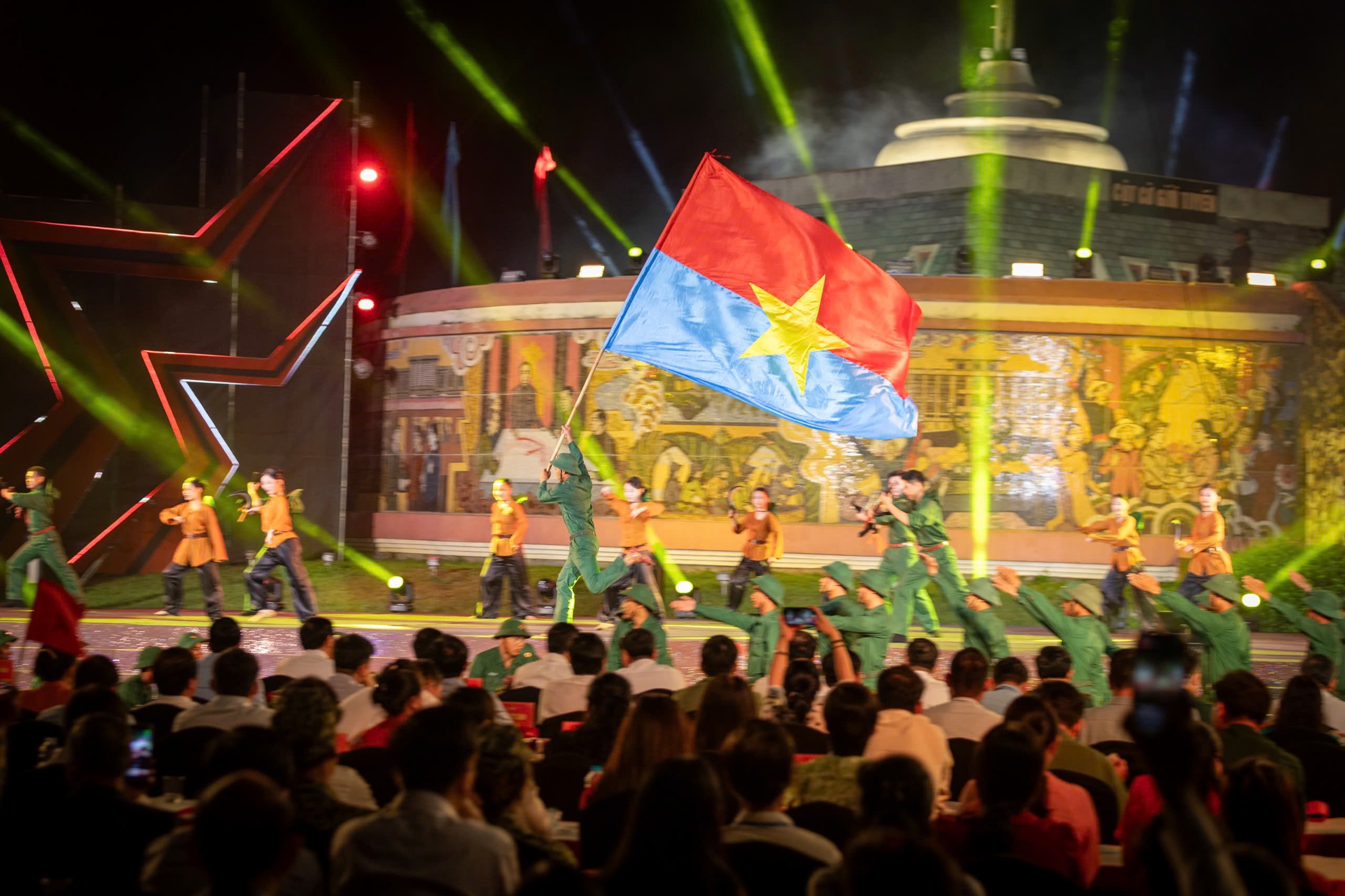 2704-vang-mai-khuc-khai-hoan-cau-quang-tri-3