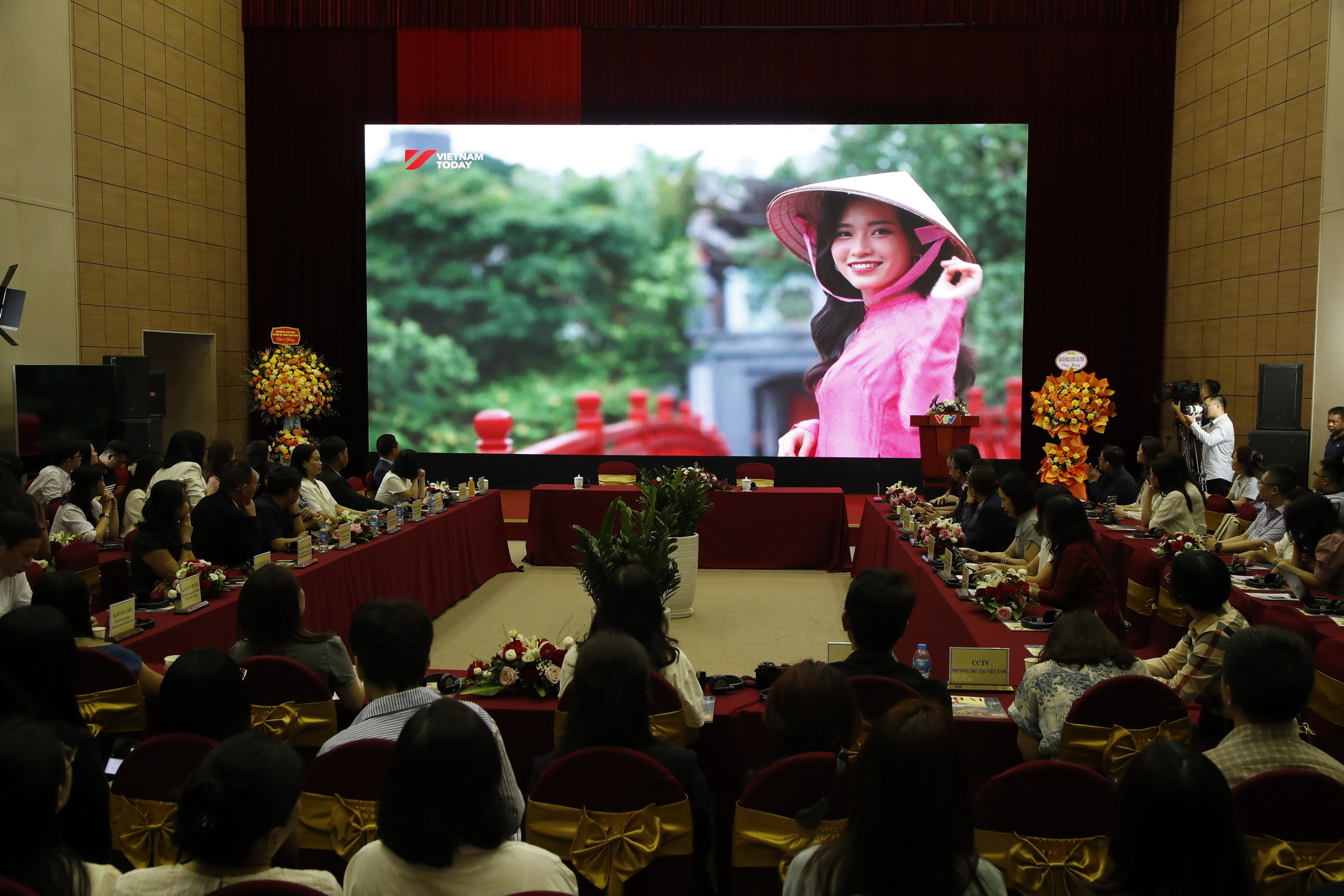2208-gioi-thieu-kenh-12