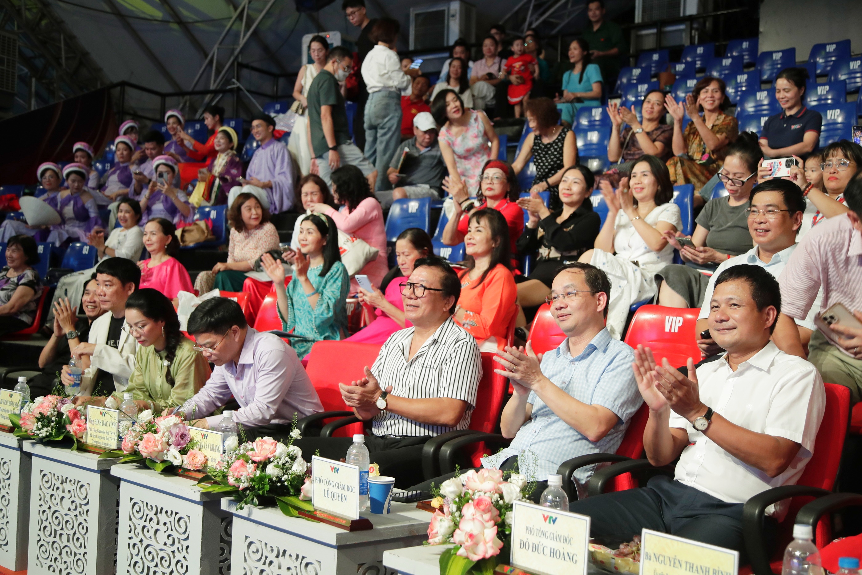 van-nghe-55-nam-Hai-hung (7)