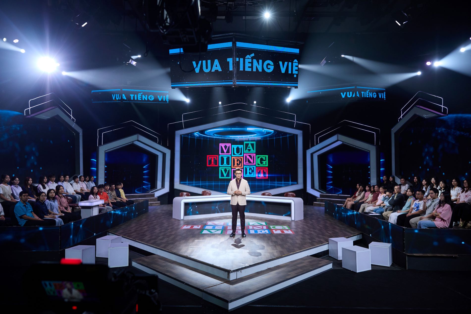 1510-vua-tieng-viet-mc (4)