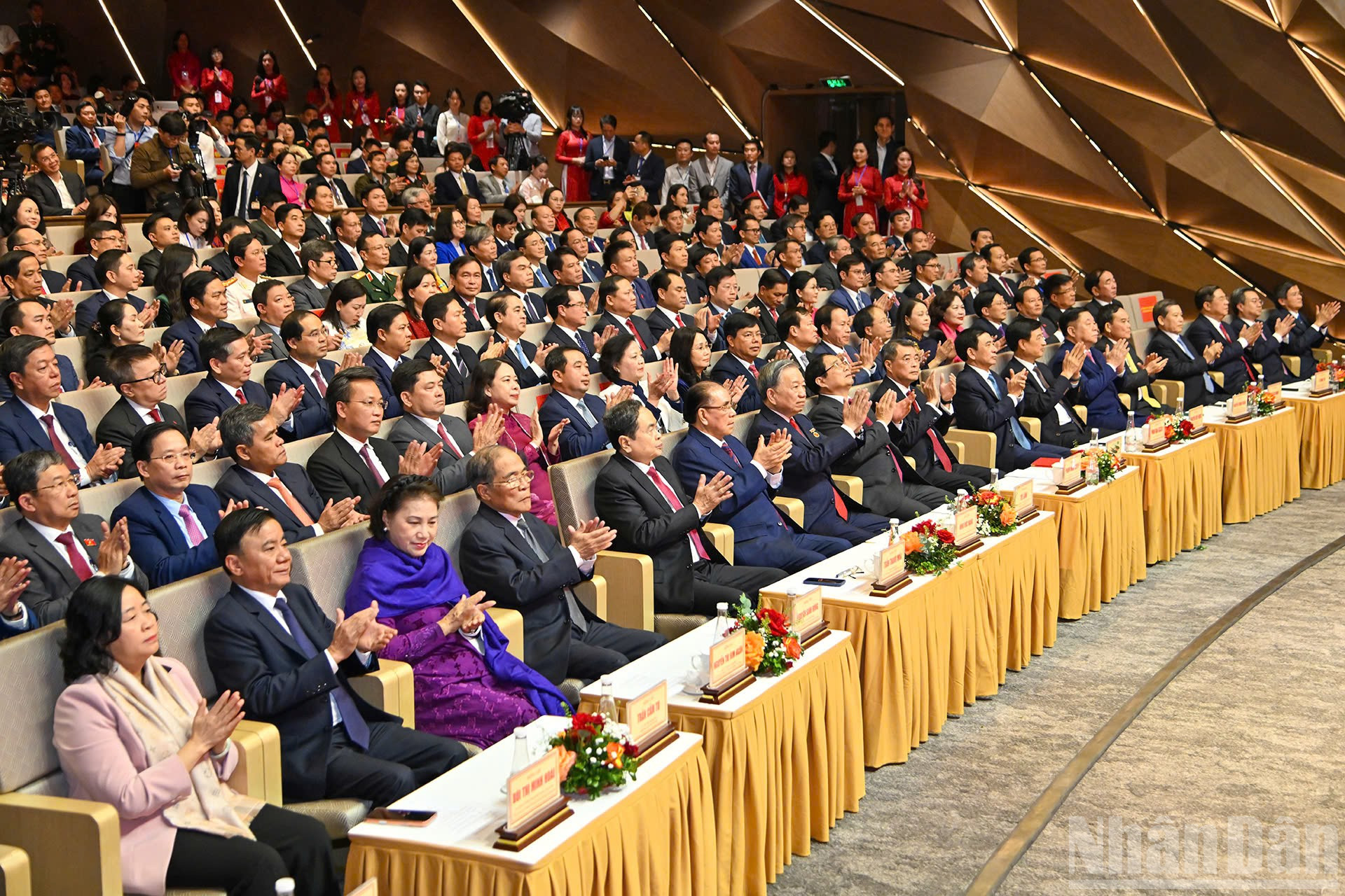 0302-trao-giai-bua-liem-vang-ndo