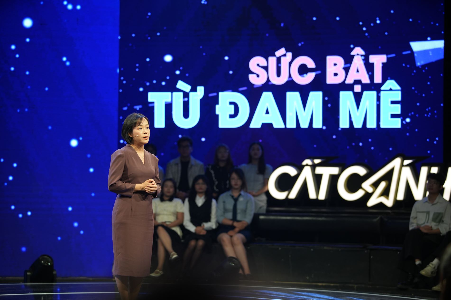 2004_cat-canh-thang-4-1-1