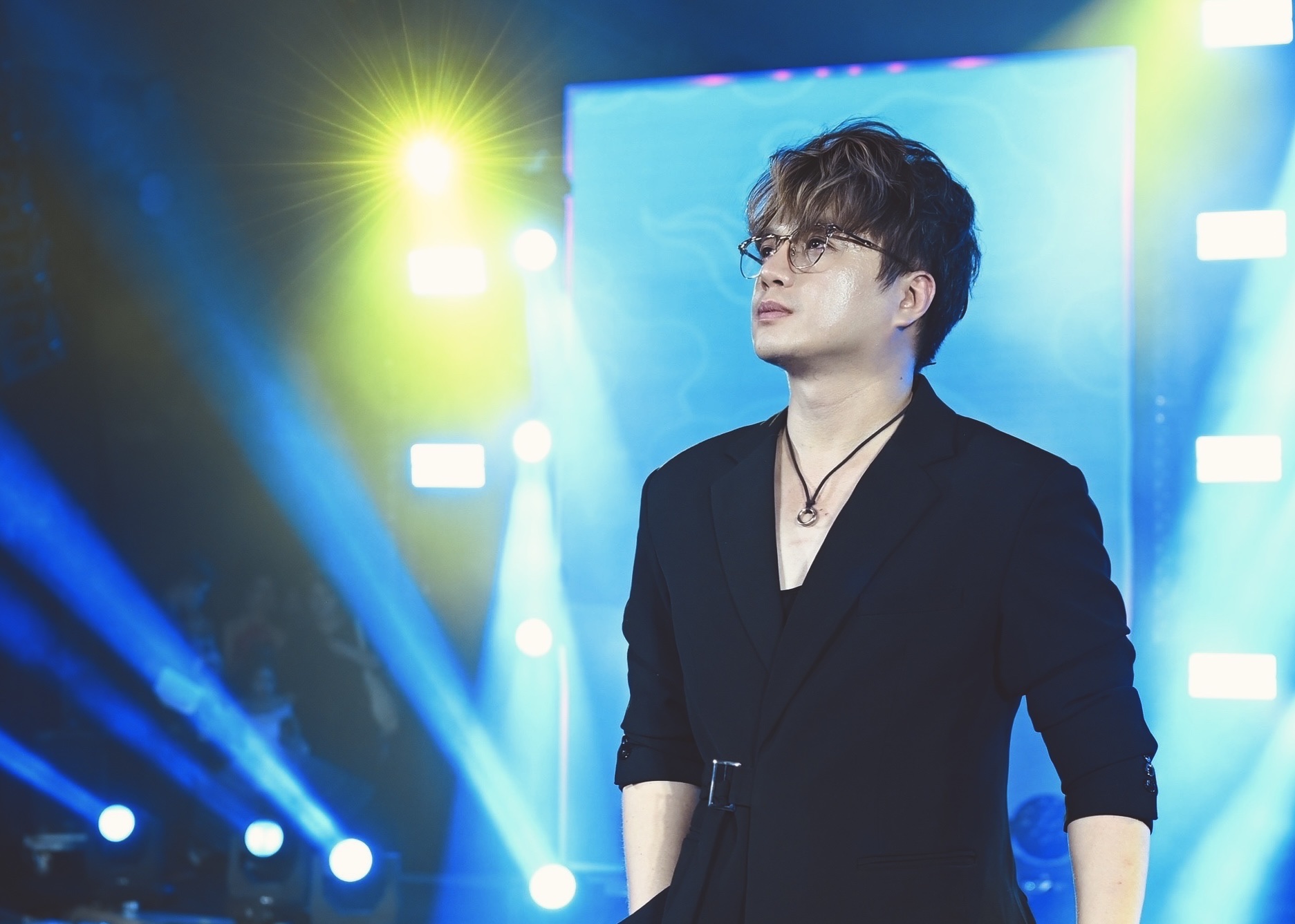 2804-concert-am-vang-to-quoc-1