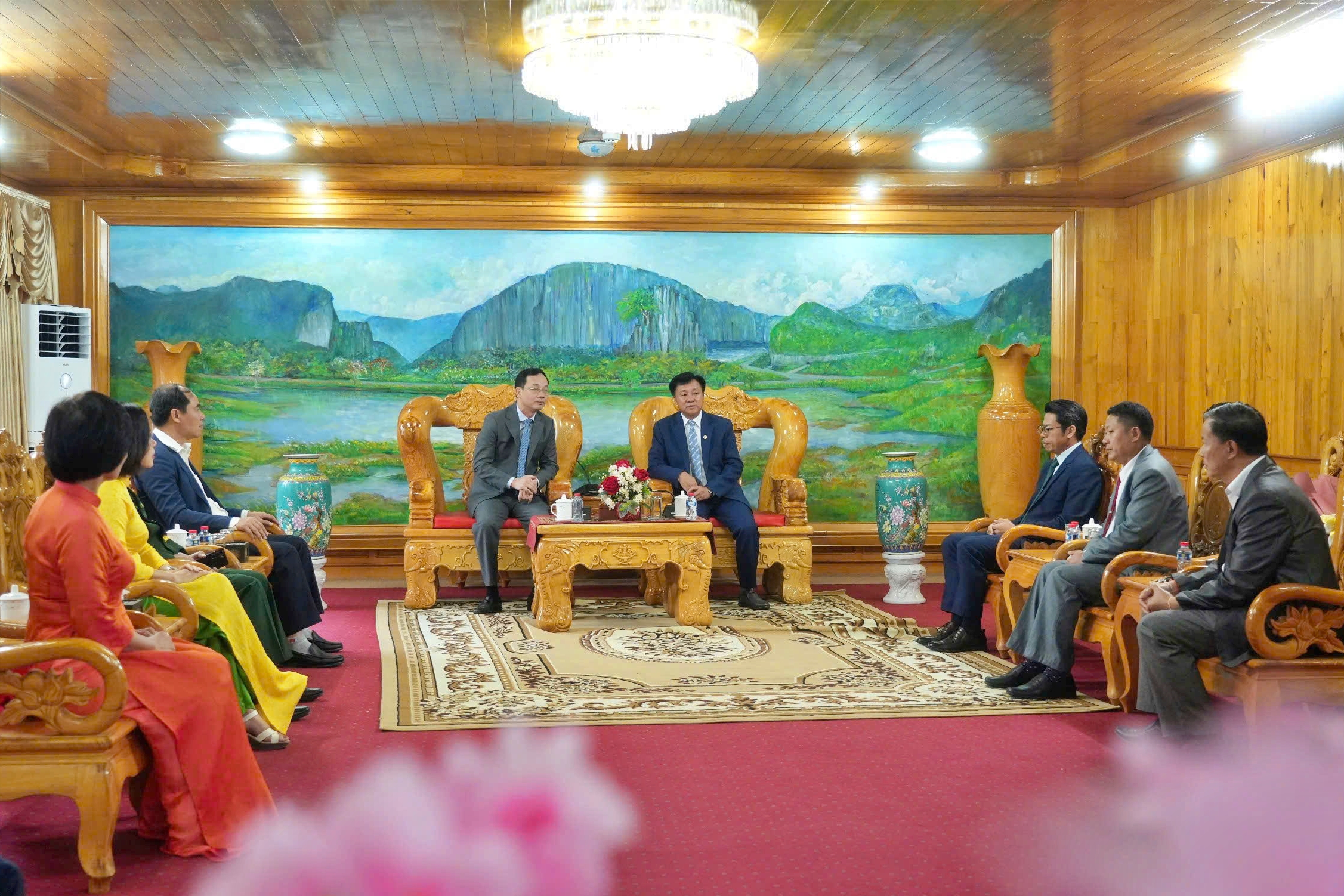 PTGĐ Lê Quyền dự lễ khởi công xây dựng công trình Đài phát thanh, phát hình tại Lào