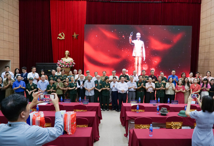 Cùng VTV viết tiếp câu chuyện hòa bình