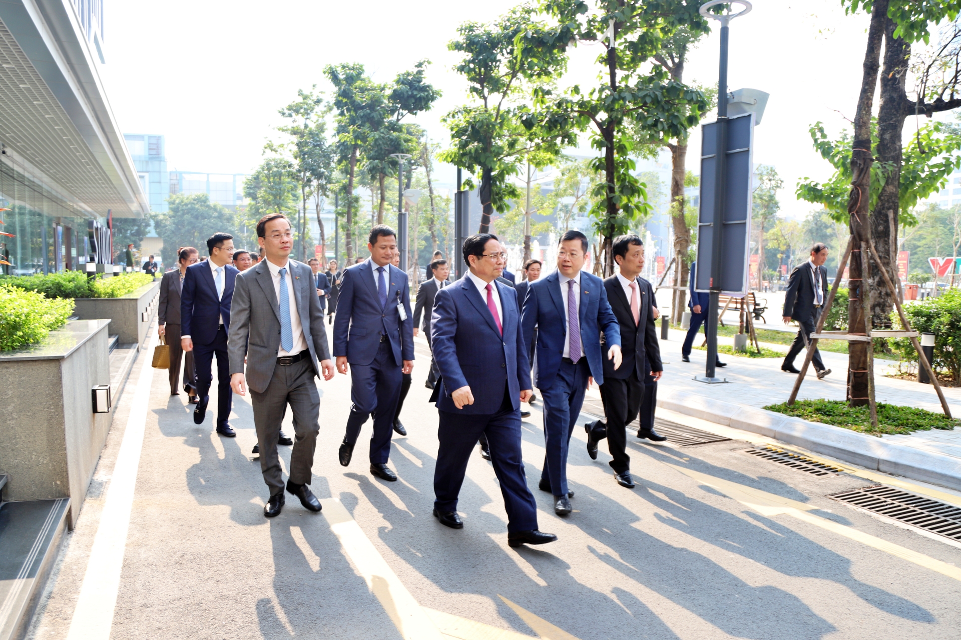 Thu tuong du Tong ket Dai 10