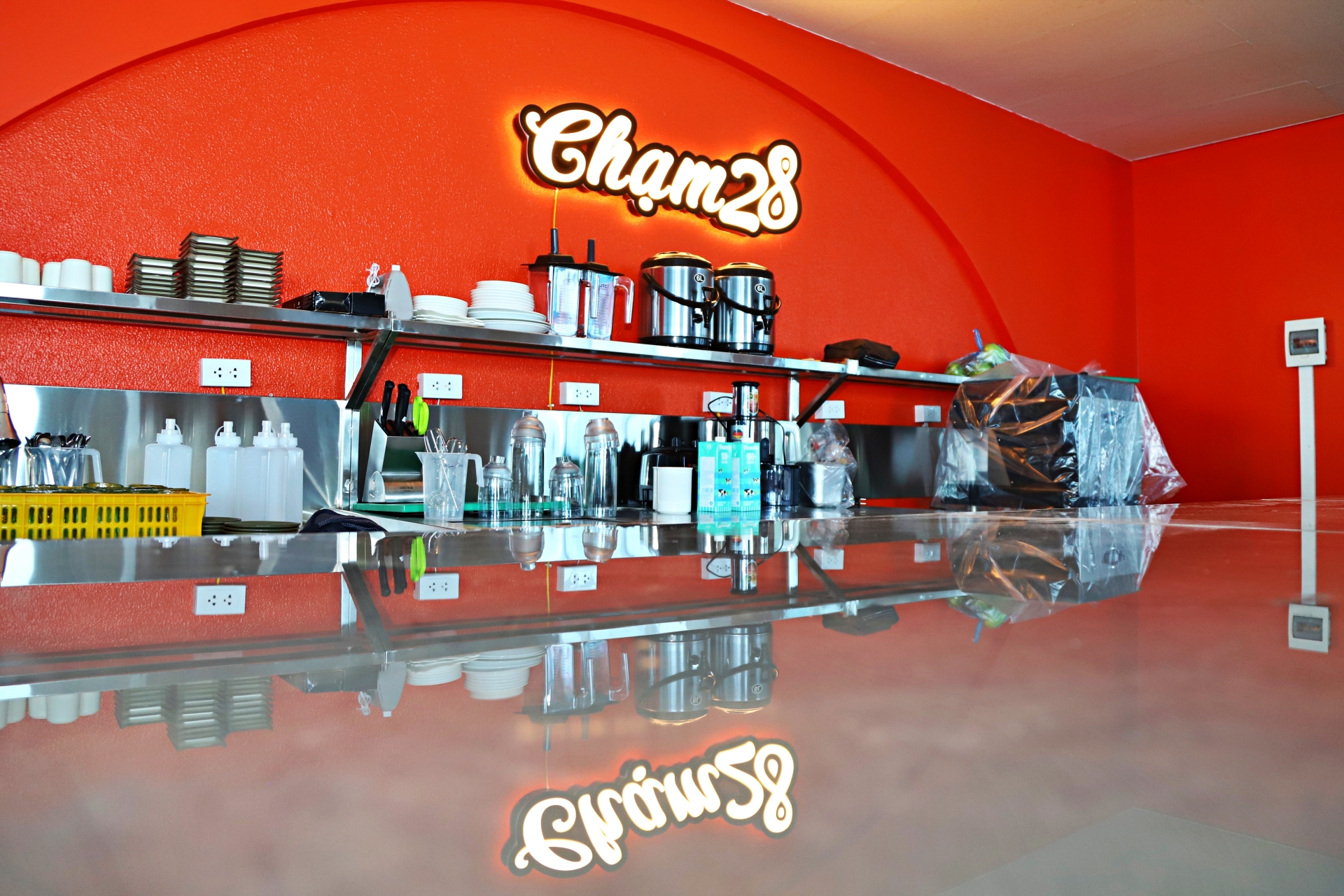Canteen 2