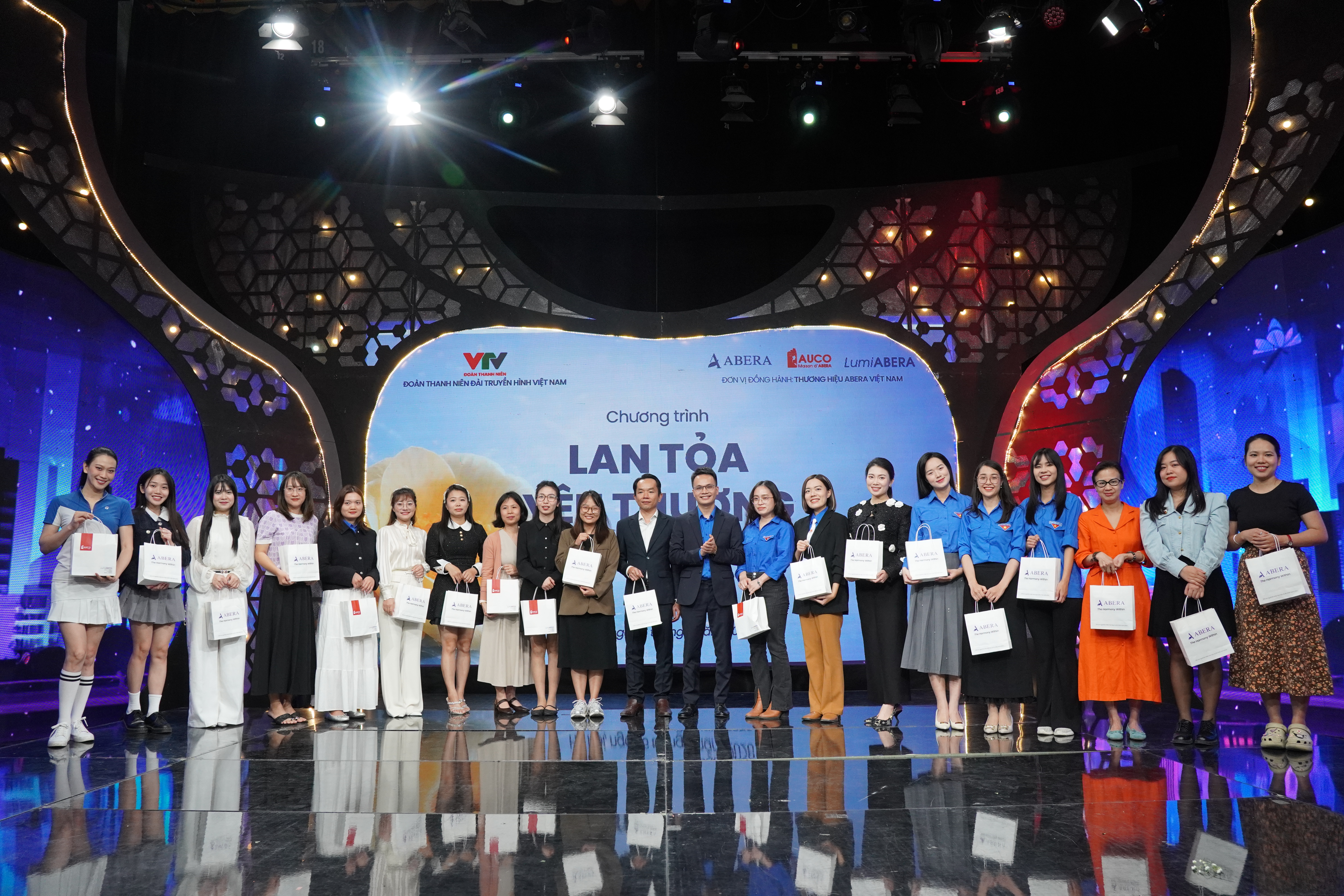 Doan Thanh nien VTV 10