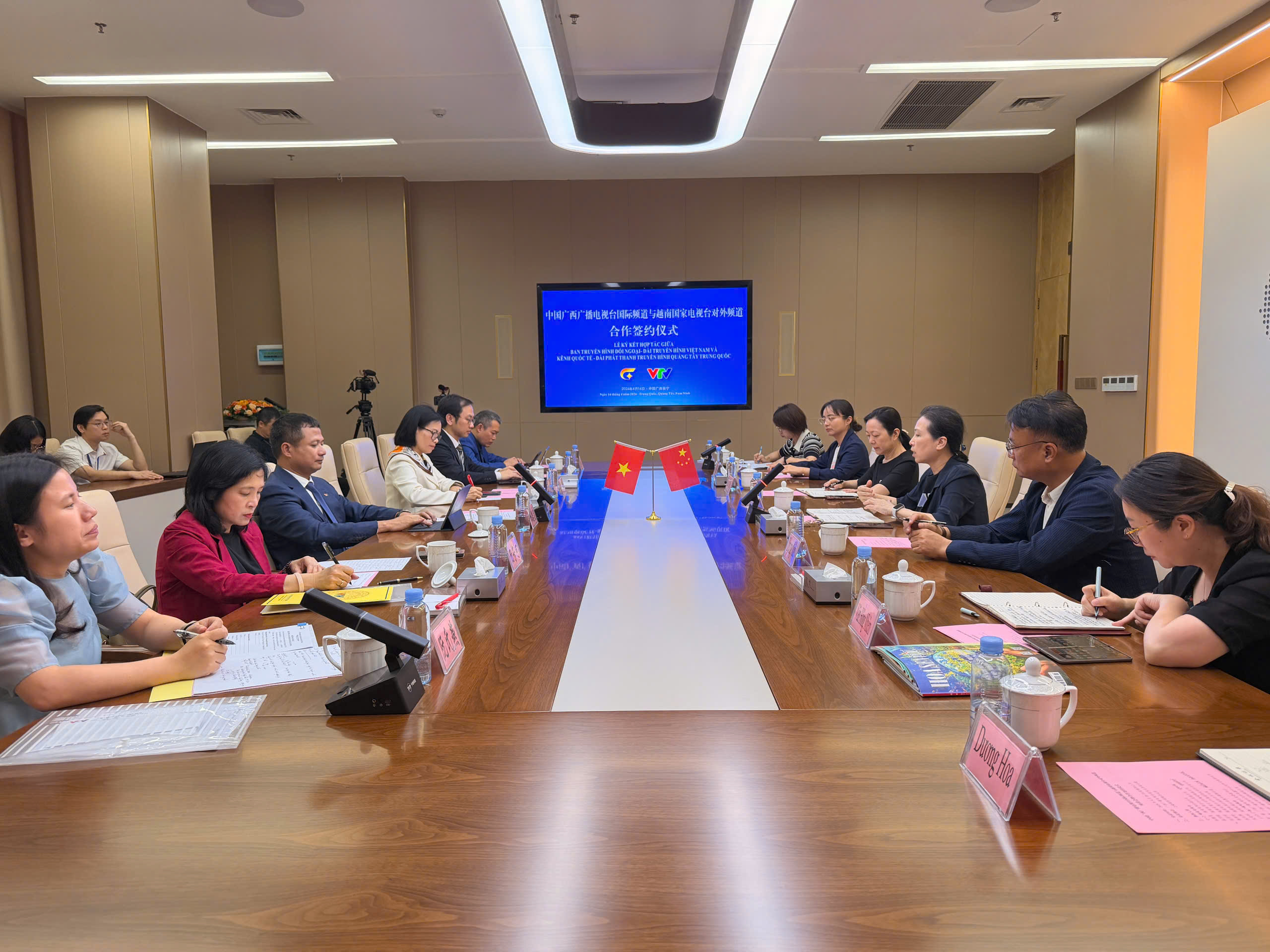 PTGĐ Do Duc Hoang tham Trung Quoc (8)