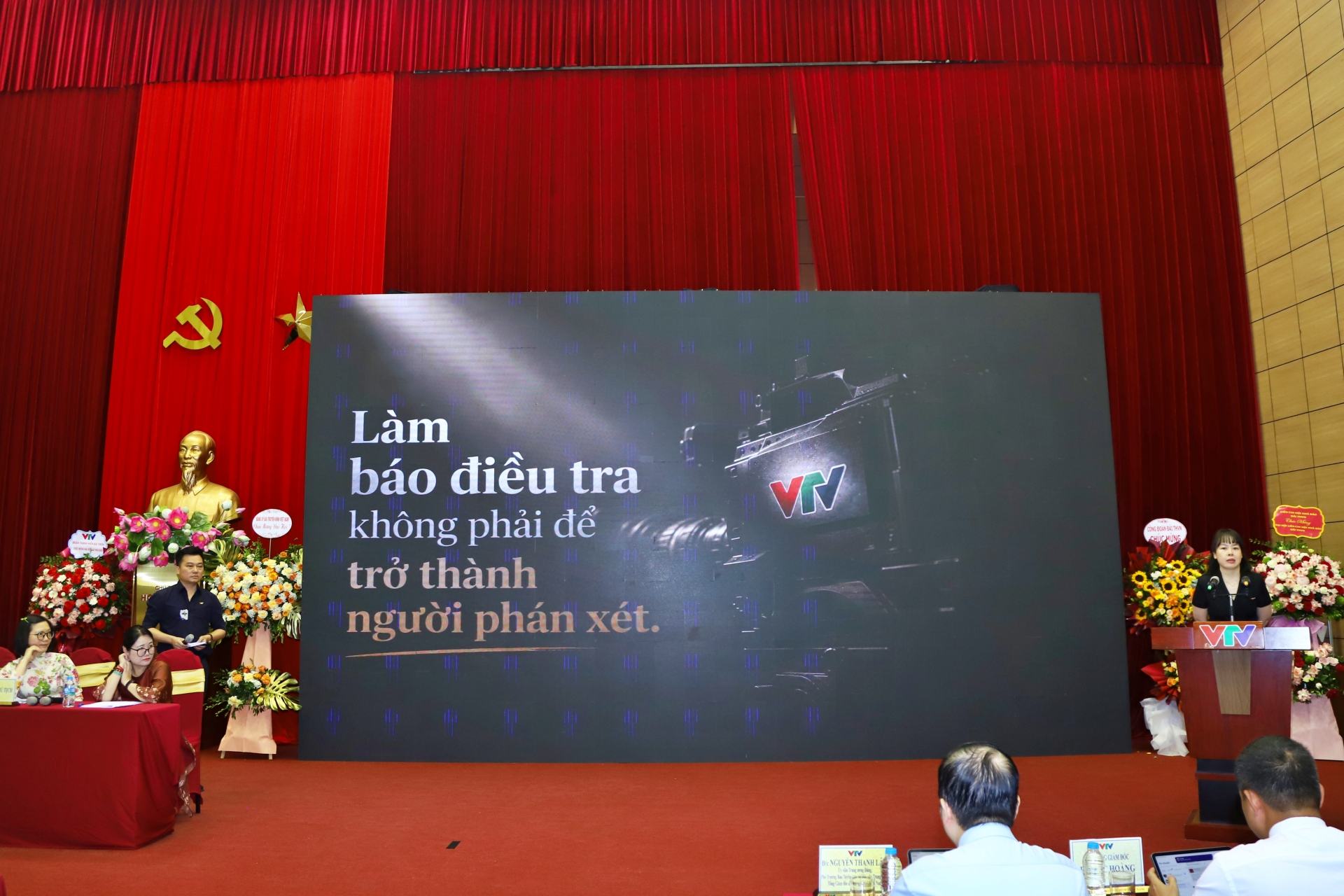 Dai hoi Lien chi hoi Nha bao 12