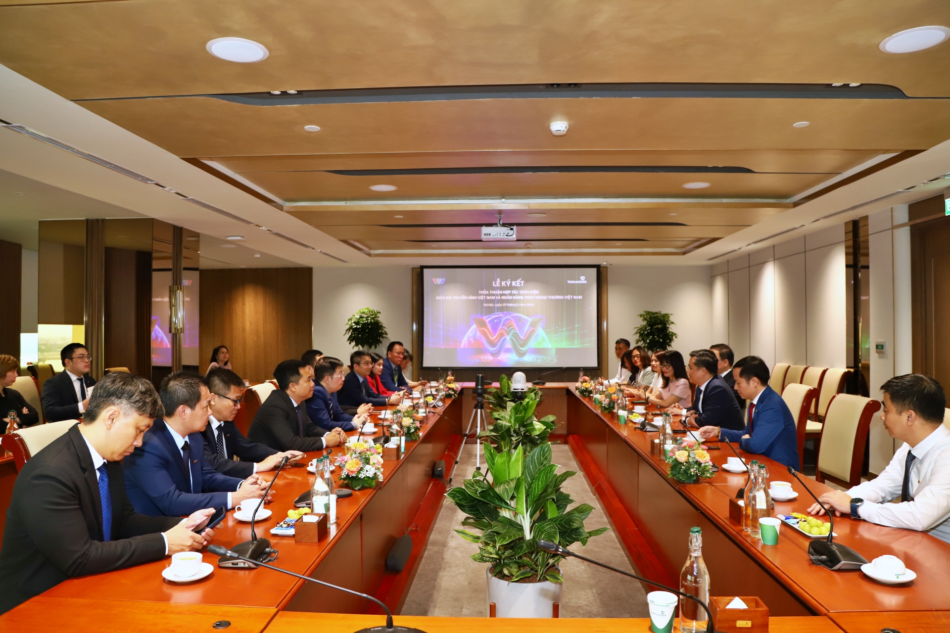 VTV ky ket Vietcombank 13