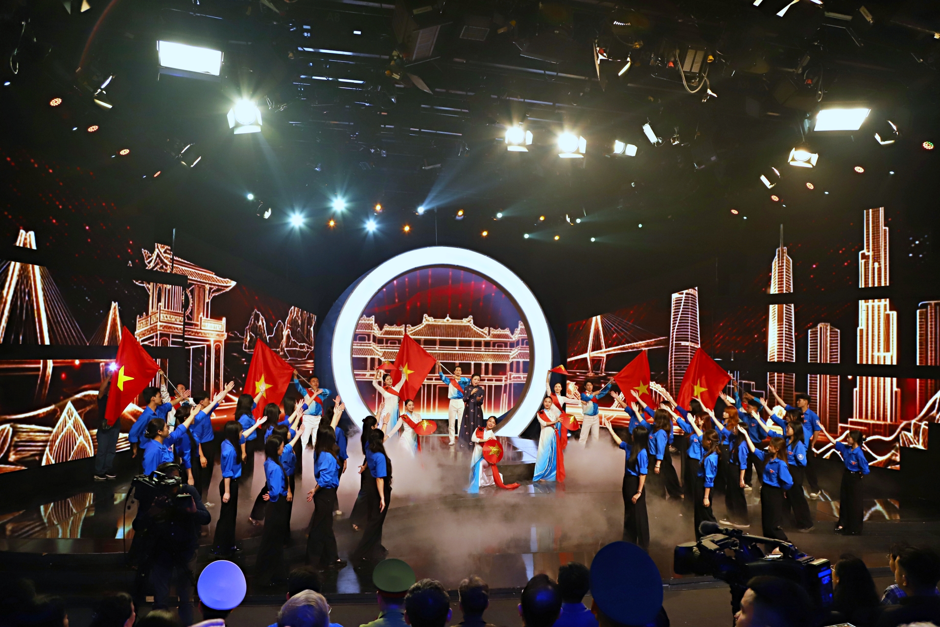 Viet tiep loi tri an 19