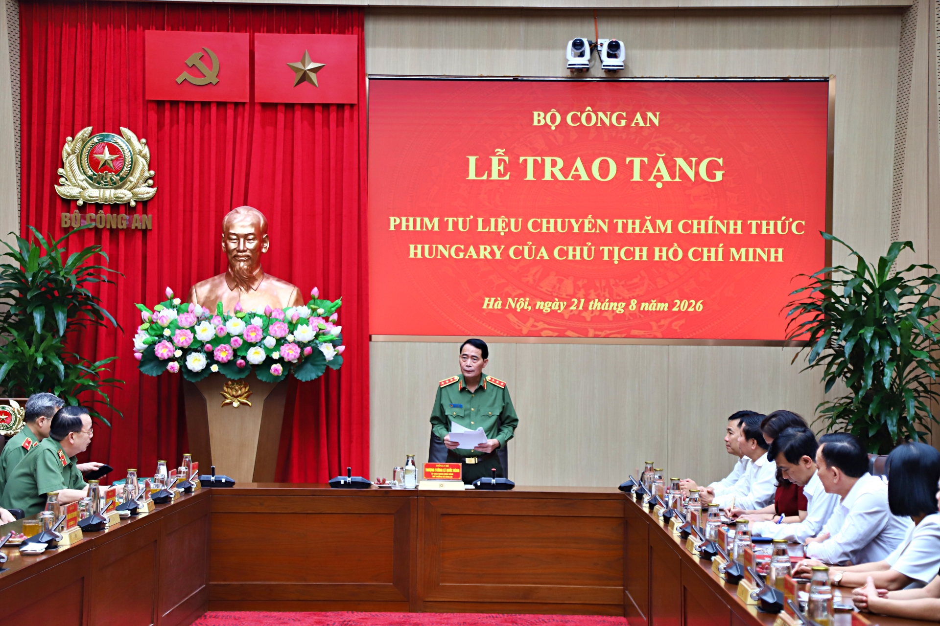trao tang 1