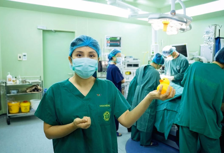 Tên tác phẩm: Theo dấu những khuôn hình