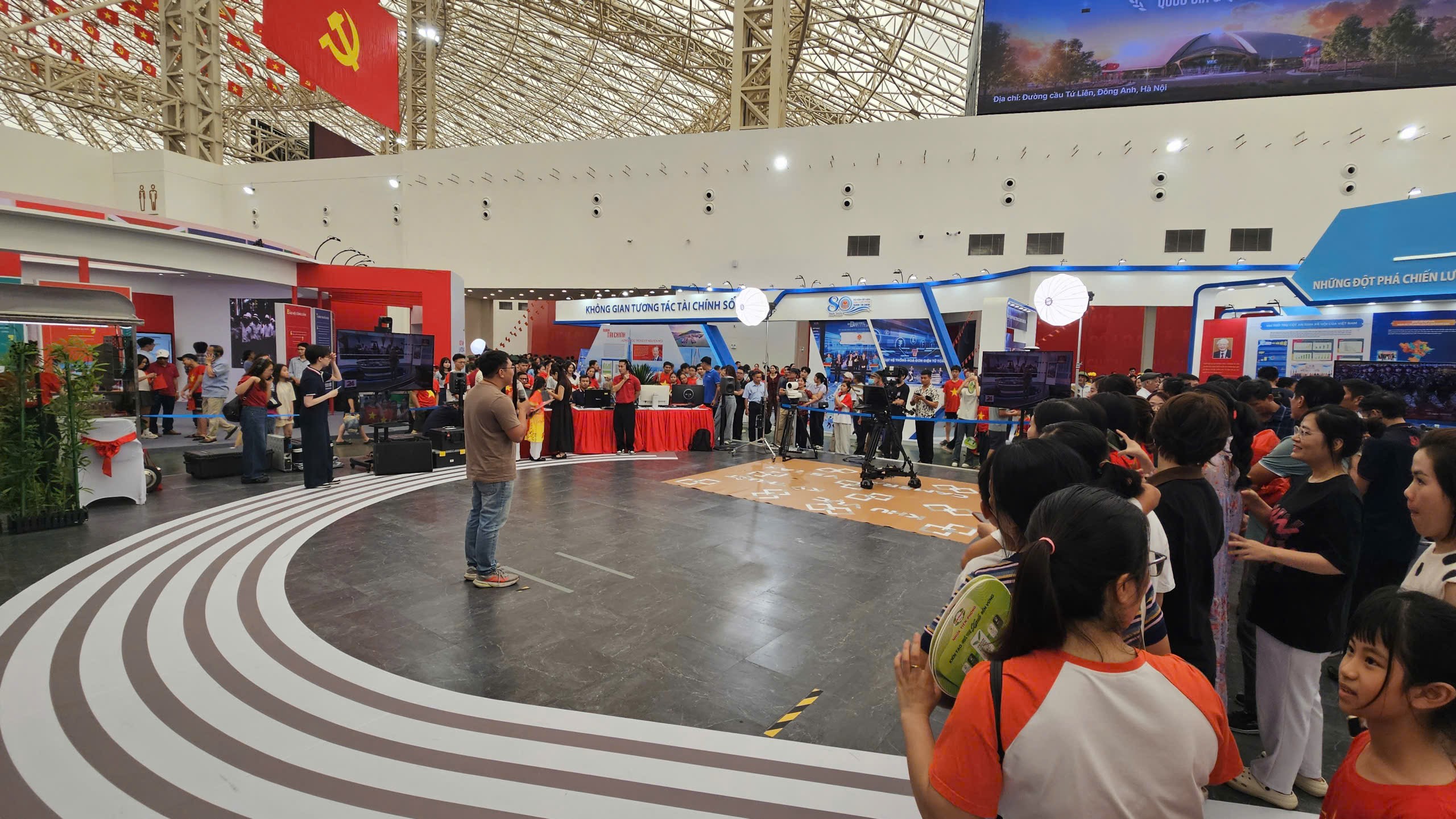 Gian trưng bày VTV ngày 30/8: Trải nghiệm công nghệ – Lan tỏa sáng tạo