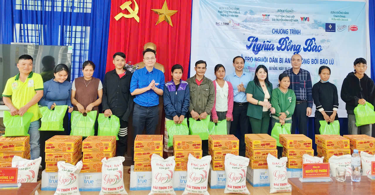 Hỗ trợ người dân Đà Nẵng khắc phục thiệt hại nặng nề sau mưa bão