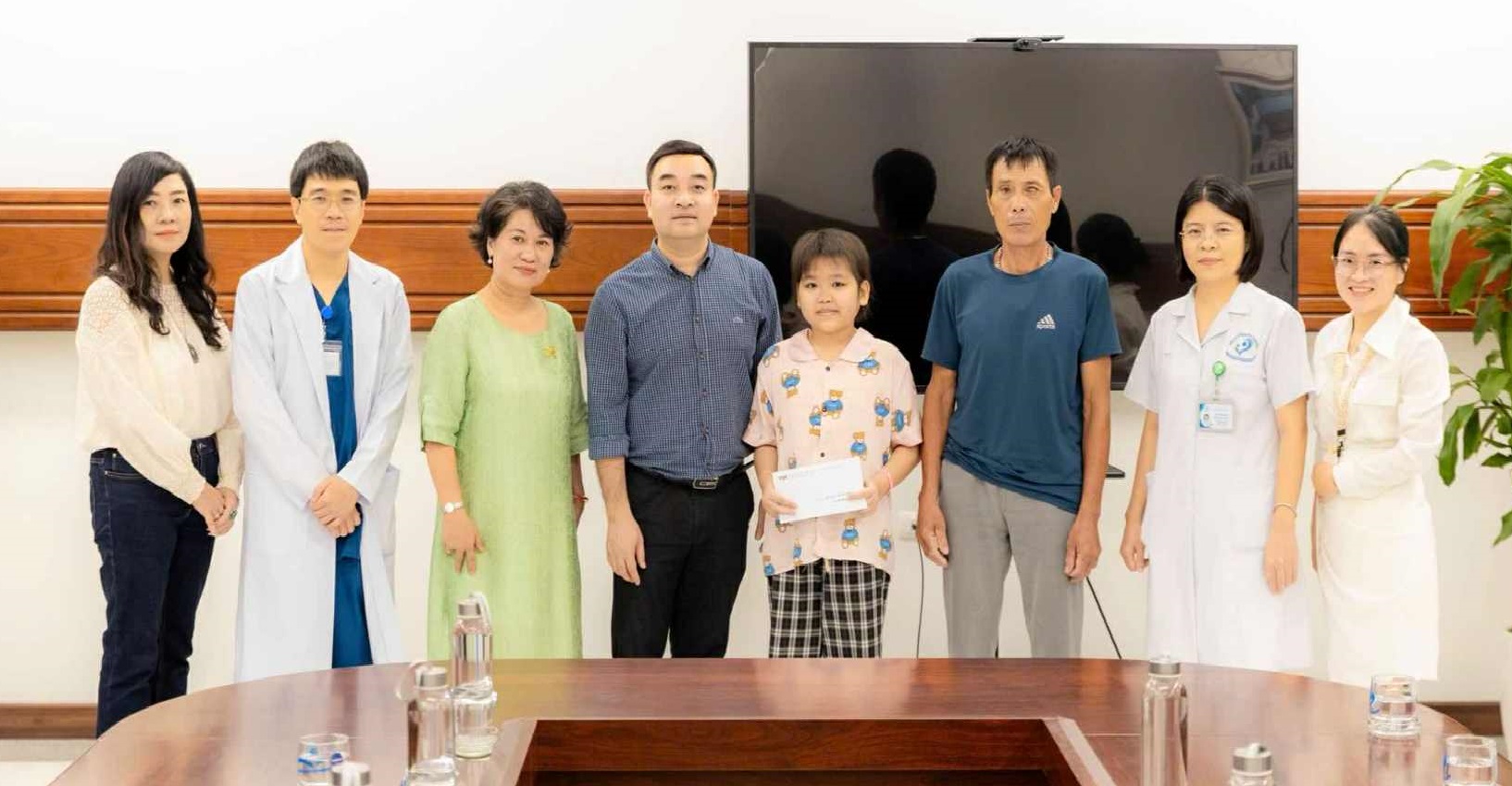 Chung tay hỗ trợ bệnh nhi nghèo trong chương trình “VTV Sống khỏe”